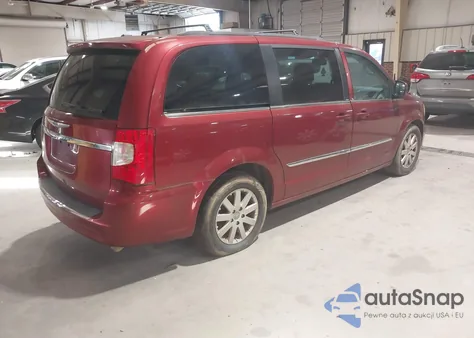 2014 Chrysler Town & Country Touring z USA, uszkodzony, nr VIN 2C4RC1BG0ER126774